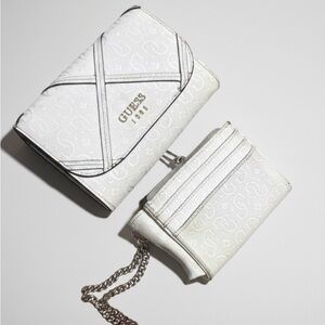 GUESS Women's Elegant White Wallet